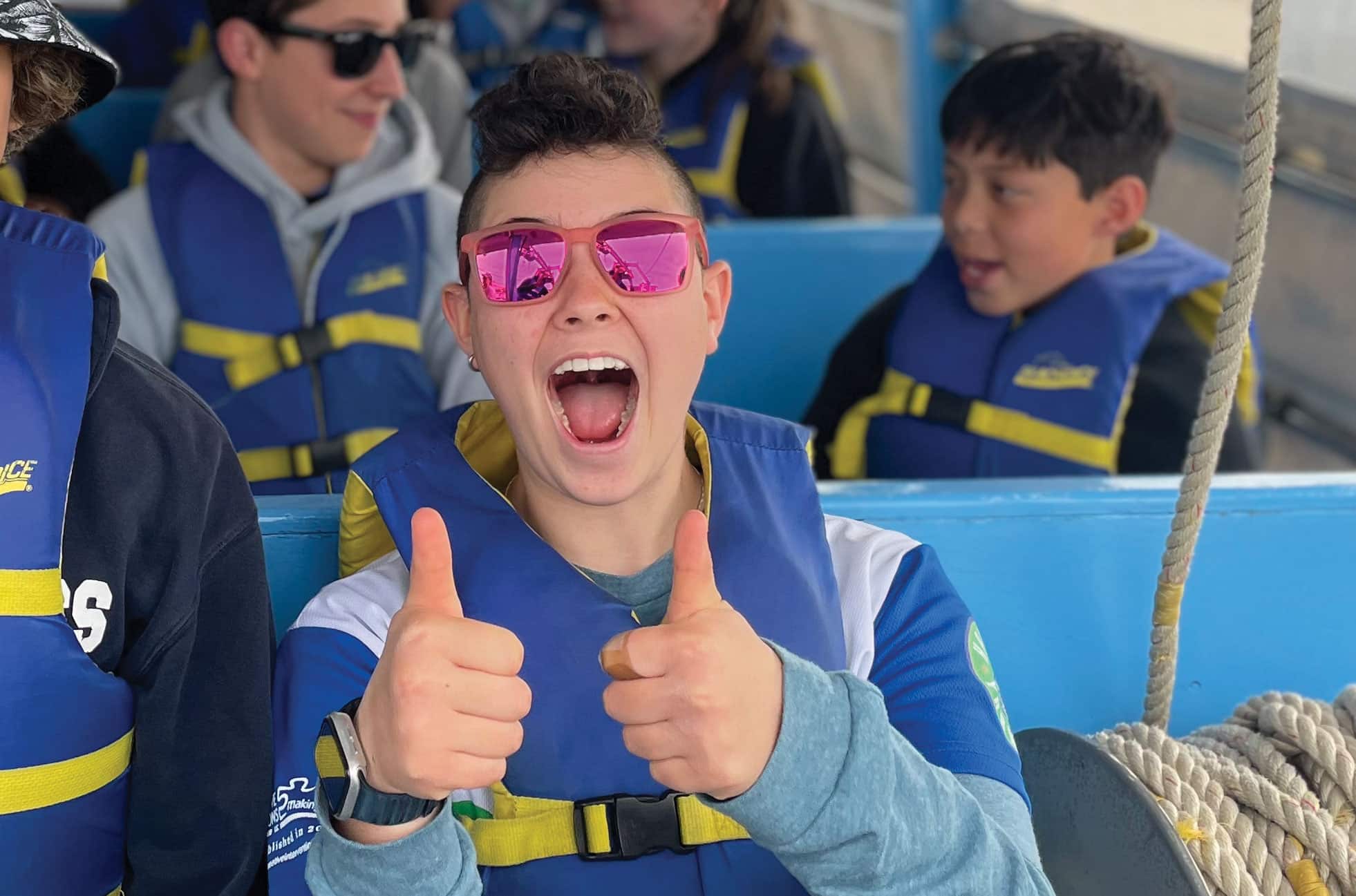 Jordy with thumbs up